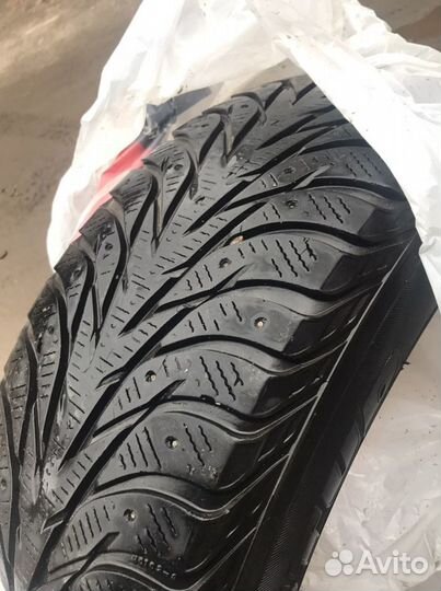 Yokohama IceGuard Stud IG65 225/65 R17