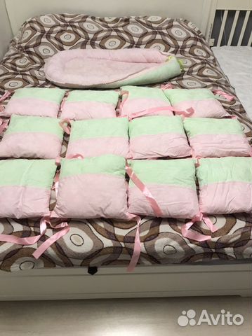 Кокон и 12 подушек