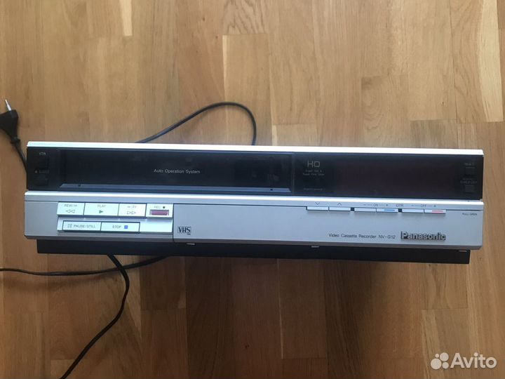 Видеомагнитофон Panasonic NV-G12