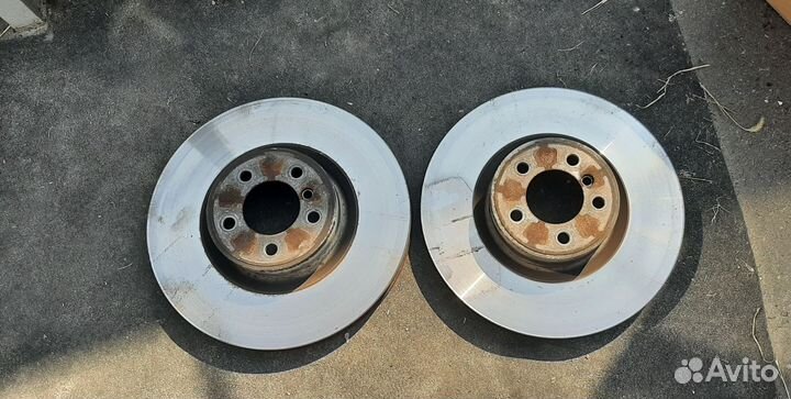 Range Rover 3 L322 передний тормозной диск