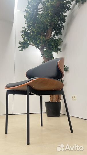 Обеденный стул со шпоном