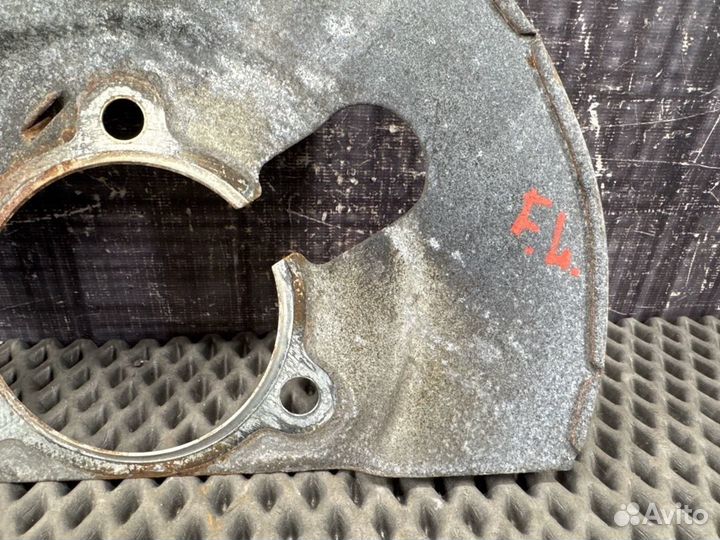 Кожух тормозного диска передний левый Chevrolet