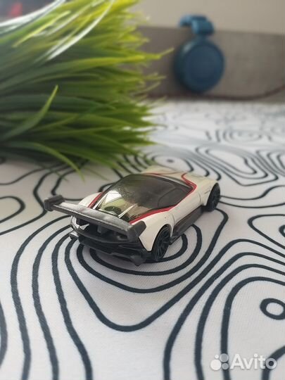 «hot wheels» Aston Martin Vulcan FYB45 2018