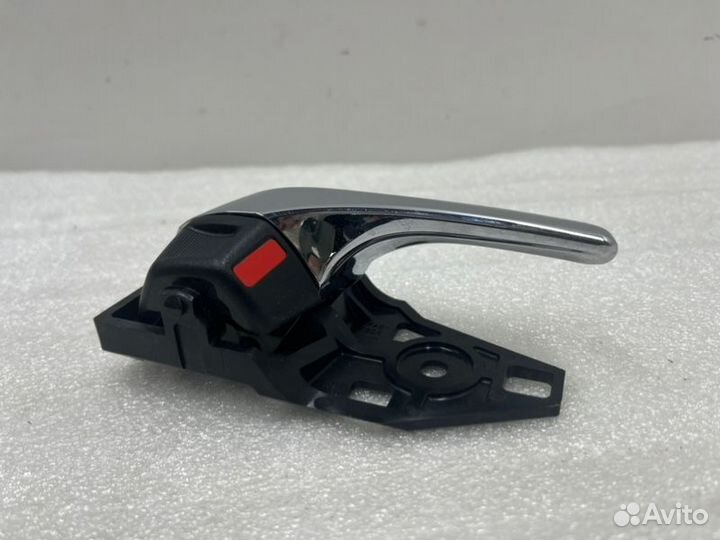 Ручка двери внутренняя передняя правая Toyota