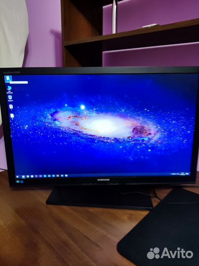Монитор Samsung 27