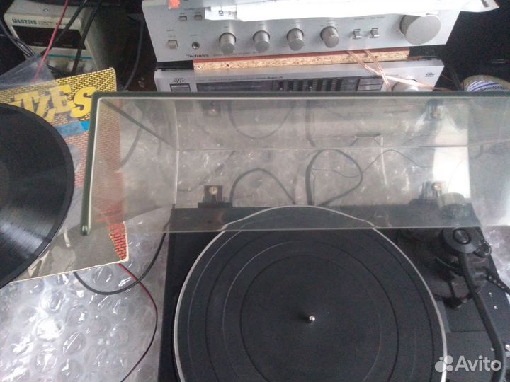 Проигрыватель винила Technics