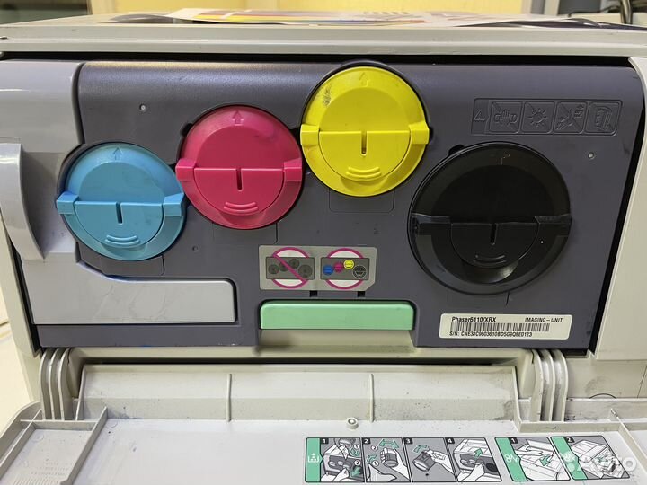 Цветной лазерный принтер Xerox Phaser 6110