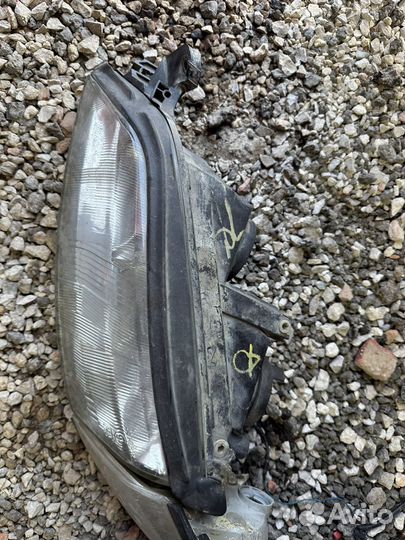 Opel vectra B фара левая