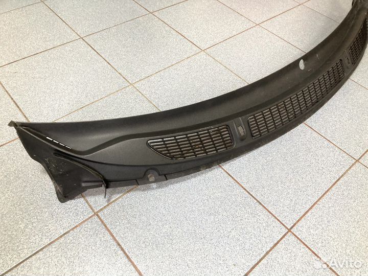 Панель жабо Skoda Fabia 2010-2015