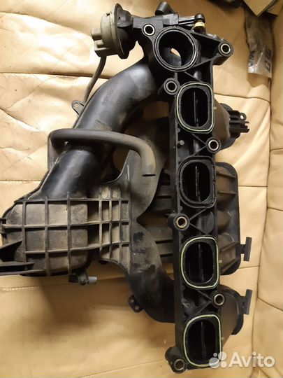 Коллектор впуск Мазда 6 GG