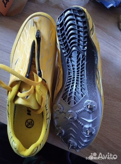 Шиповки спортивные