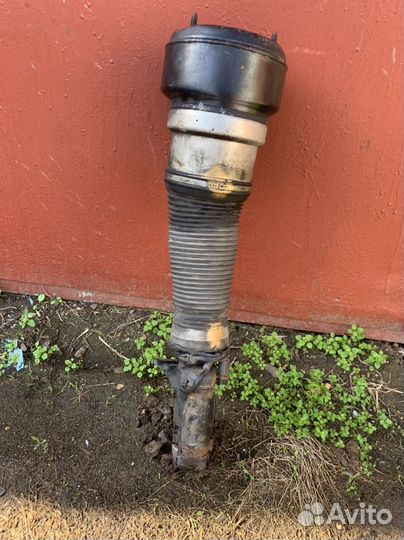 Пневмостойка передняя mercedes w221