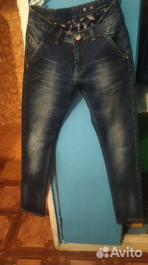 Джинсы мужские б/у,двое джинс в наличии