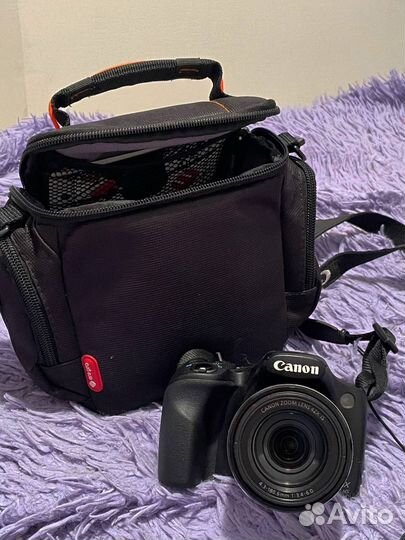 Зеркальный фотоаппарат canon