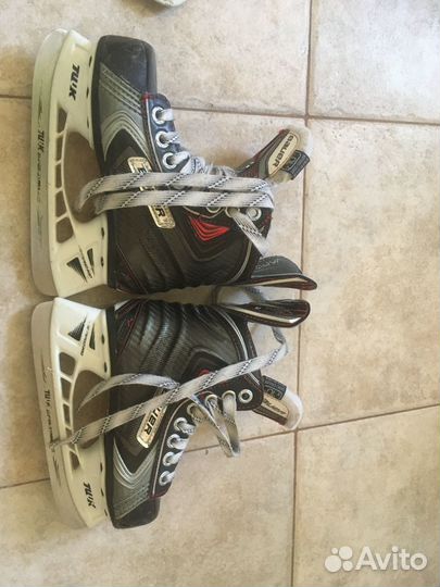 Коньки детские Bauer Vapor pro, Y10,5D, 28 разм