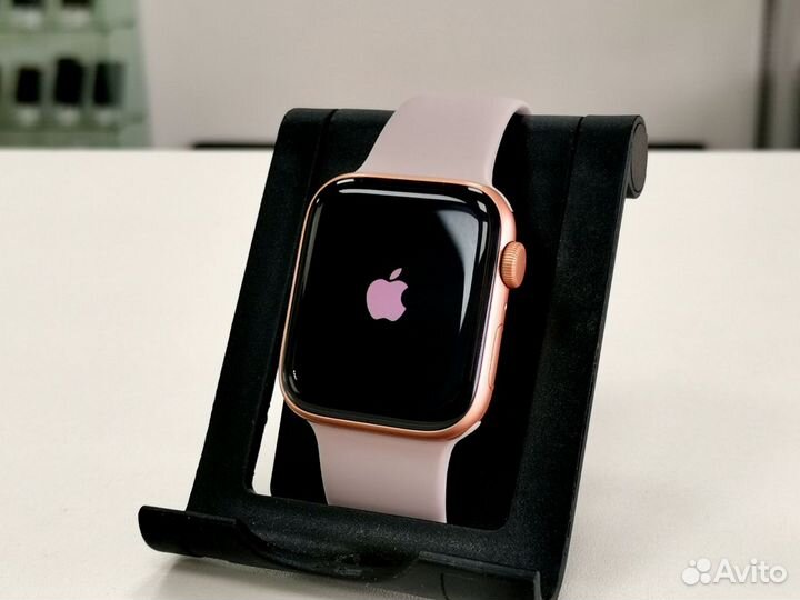 Смарт-часы Apple Watch SE A2352, 44мм gold