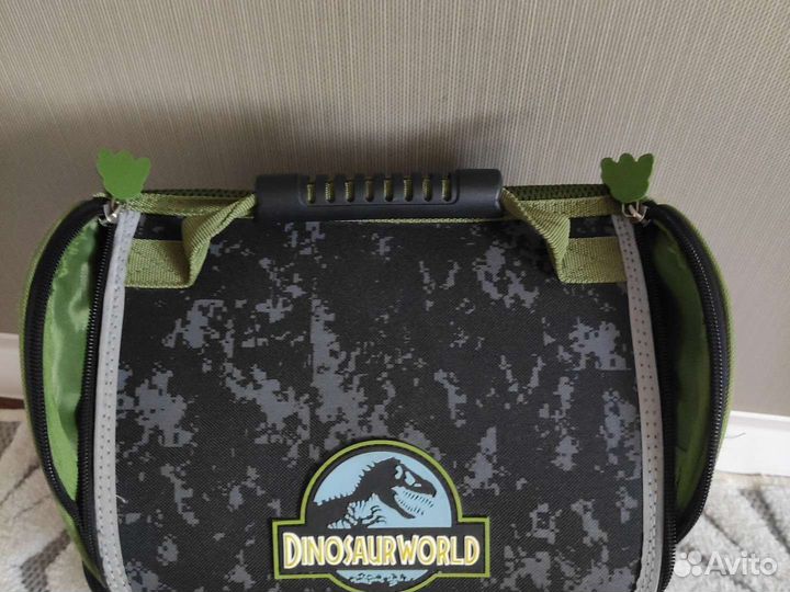 Школьный рюкзак