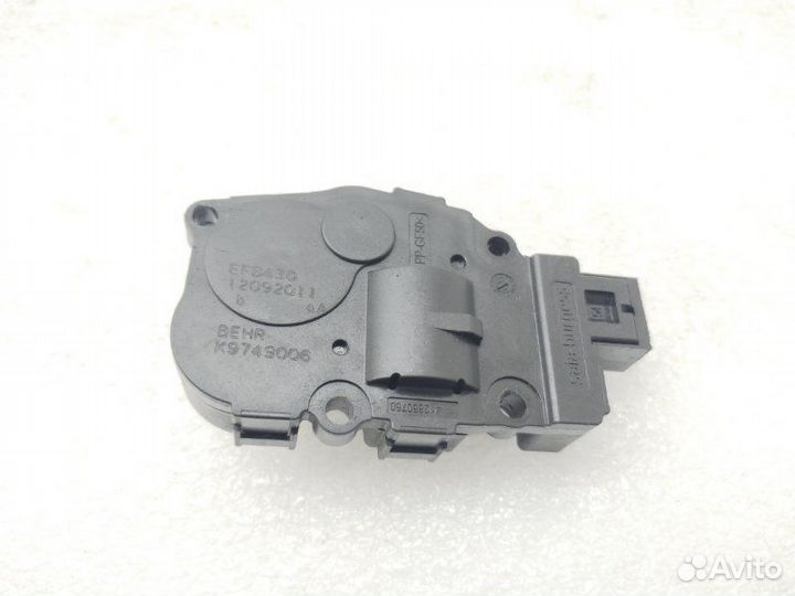 Сервопривод заслонок печки Mercedes-Benz Cls-Class