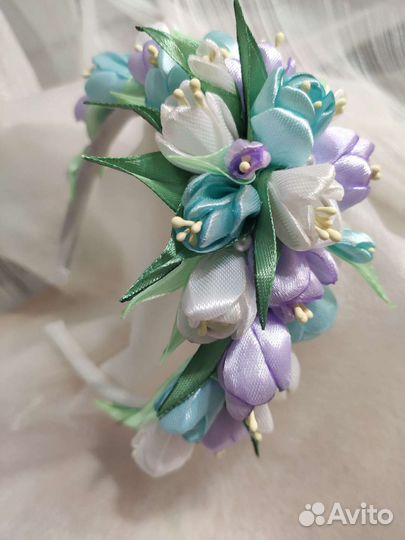 Ободок для волос с цветами