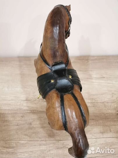 Конь (Лошадь)