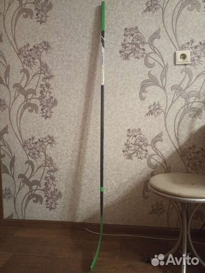 Клюшка хоккейная