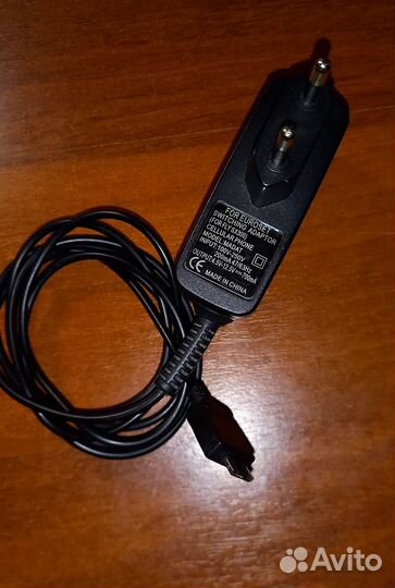 Зарядное устройство Fly SX300