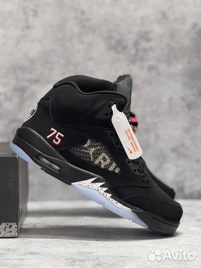 Кроссовки Nike Air Jordan 5 зимние (Арт.61613)