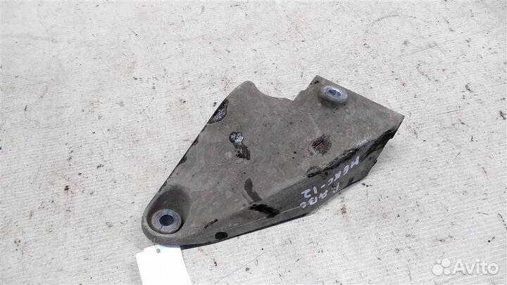 Кронштейн генератора Daewoo Nexia