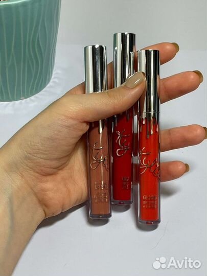 Помада / блеск для губ