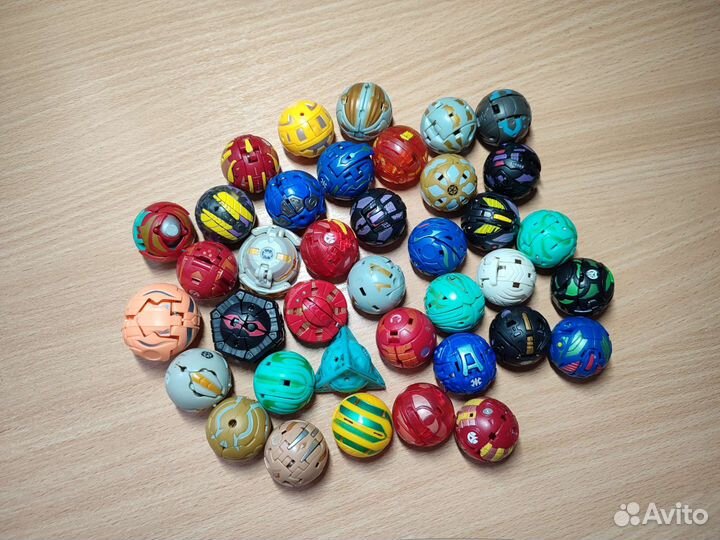 Коллекция бакуганов 38шт. со специальной коробкой