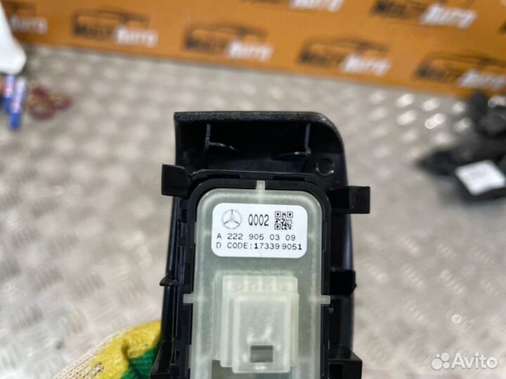 Кнопка стеклоподьемника задняя правая Mercedes Cls