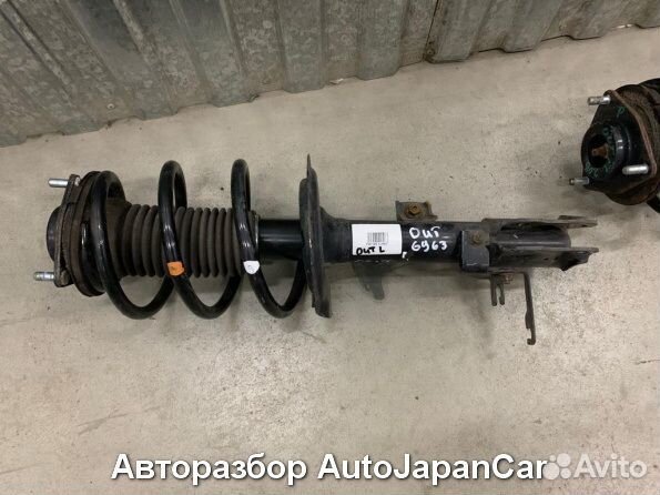 Mitsubishi outlander 3 передние левые стойки