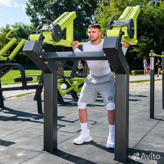 Уличный тренажер Приседание с переменной нагрузкой