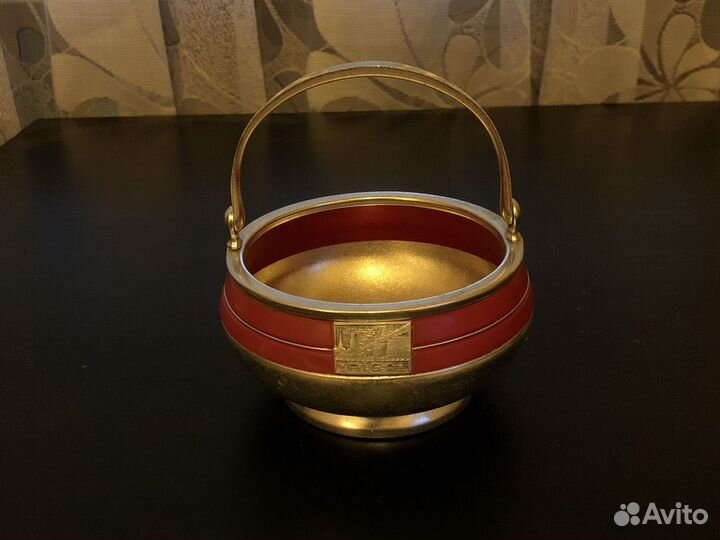 Конфетница