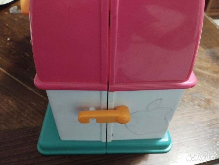 Домик кукольный