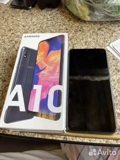 Samsung Galaxy A10, 2/32 ГБ