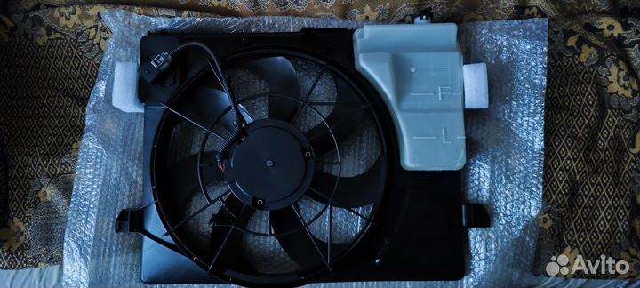 Вентилятор радиатора для Kia Cerato 2 2009-2013