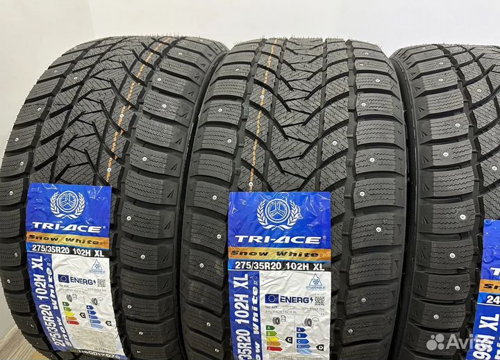 Tri Ace Snow White II 245/40 R20 и 275/35 R20 53H