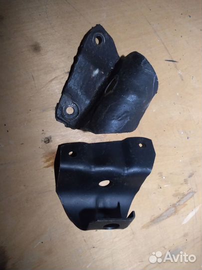 Кронштейн крепления переднего бампера ваз-2107