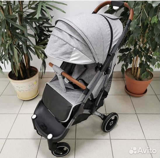 Коляска.коляска прогулка модель yoya plus max