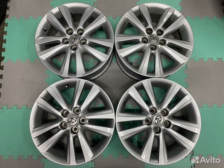 Комплект оригинальных дисков Toyota wish