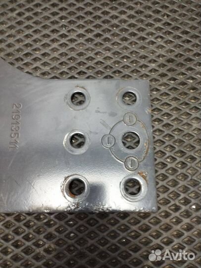 Кронштейн (крепление) Volvo FH4 21913511