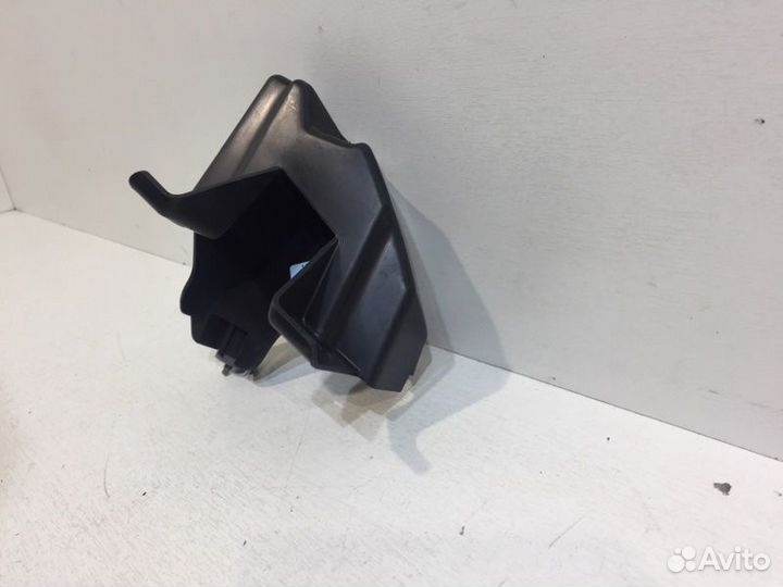 Кронштейн бампера задний правый Citroen С4 5 door