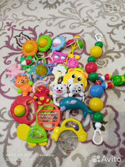 Игрушки погремушки