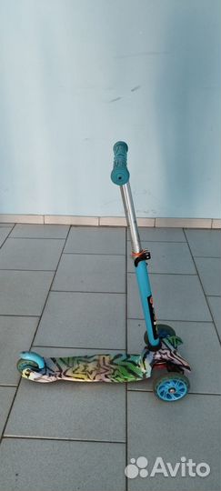 Запчасти Самокат детский со светящимися колесами