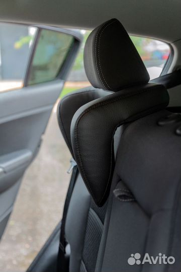 Подголовник детский на Kia / Hyundai