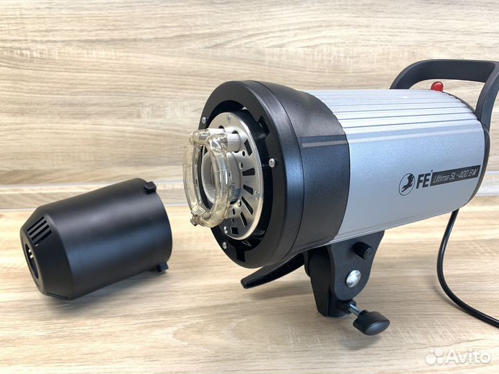 Студийная вспышка