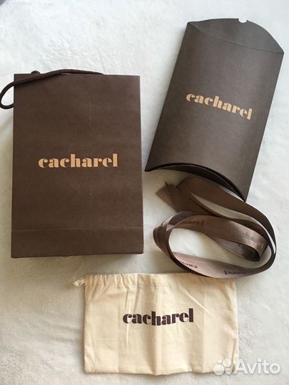 Пакеты и коробки упаковочные брендовые