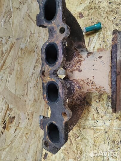 Выпускной коллектор Ford fusion