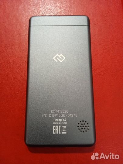Mp3-flac плеер Digma Y4 BT + microsd карта 32 гб